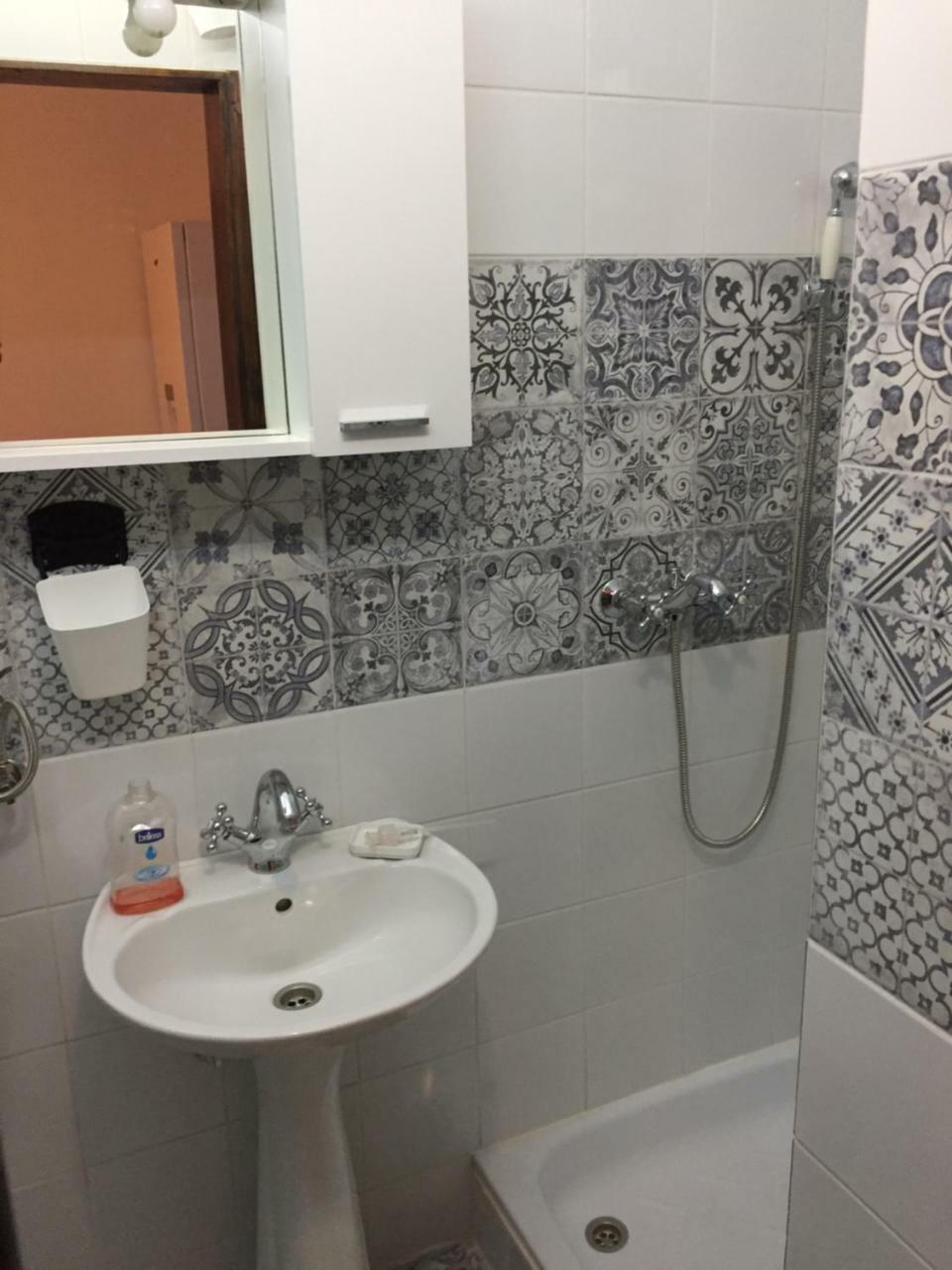 דירות סוטיבאן Boba'S House מראה חיצוני תמונה